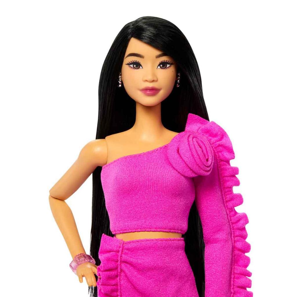 Barbie Deluxe Style Işıltılı Protez Bacaklı Bebek HVY24-HYV26 Barbie Deluxe Style Işıltılı Protez Bacaklı Bebek HVY24-HYV26