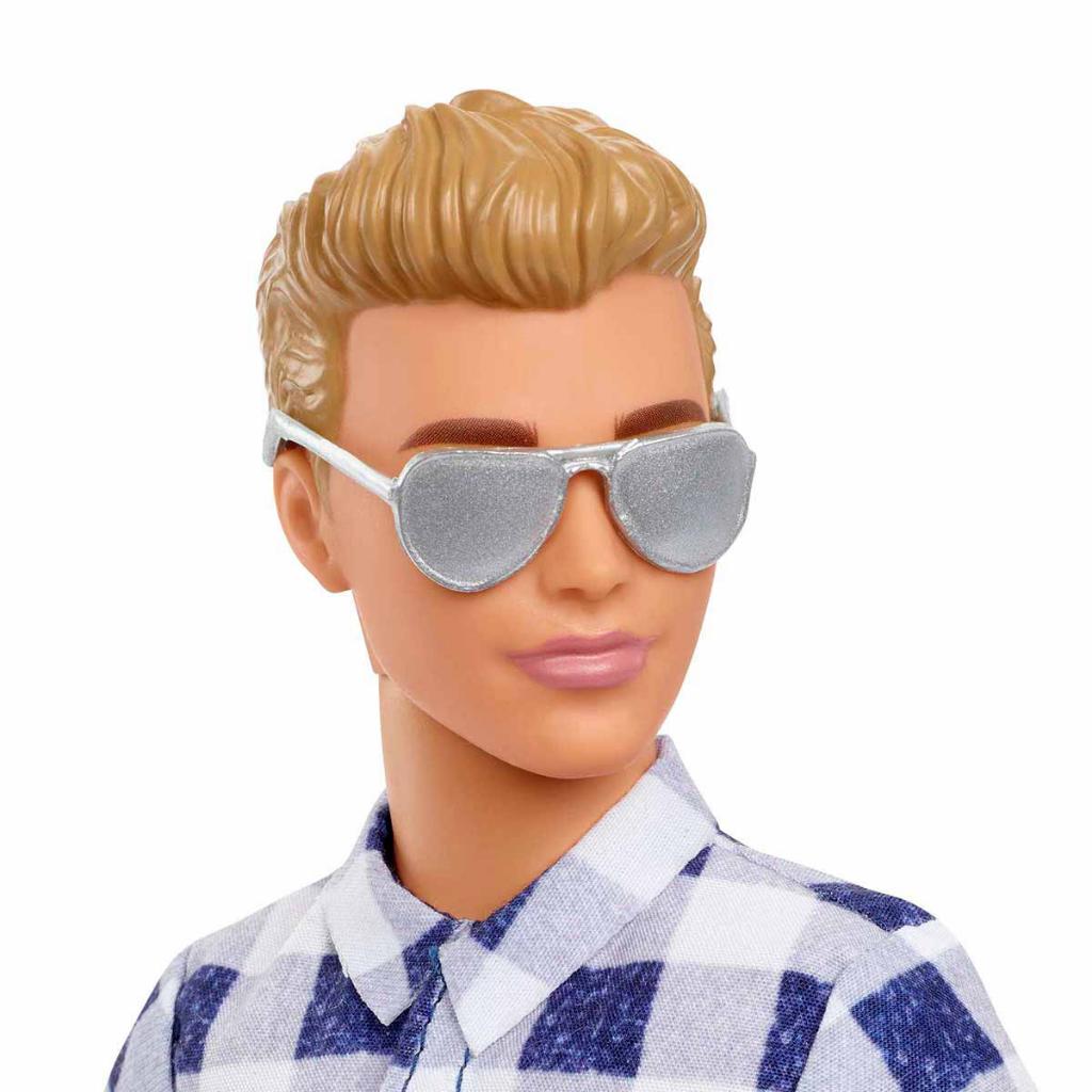 Barbie Ken Kampa Gidiyor HHR66 Barbie Ken Kampa Gidiyor HHR66