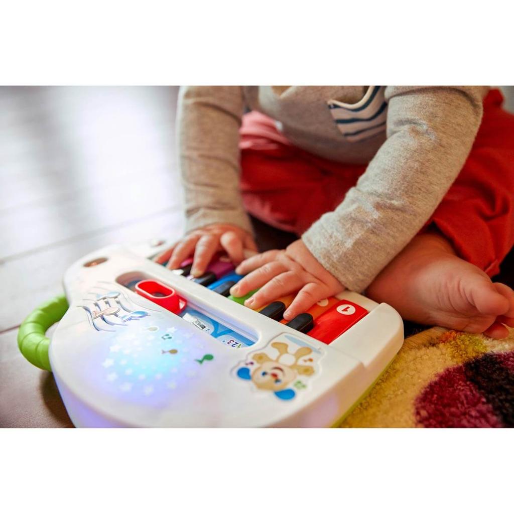 Fisher Price Eğlen & Öğren Işıklı ve Eğlenceli Oyuncak Piyano Türkçe GTW20 Fisher Price Eğlen & Öğren Işıklı ve Eğlenceli Oyuncak Piyano Türkçe GTW20